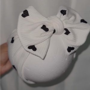 B&W Heart Bow for baby girl🎀🖤🤍